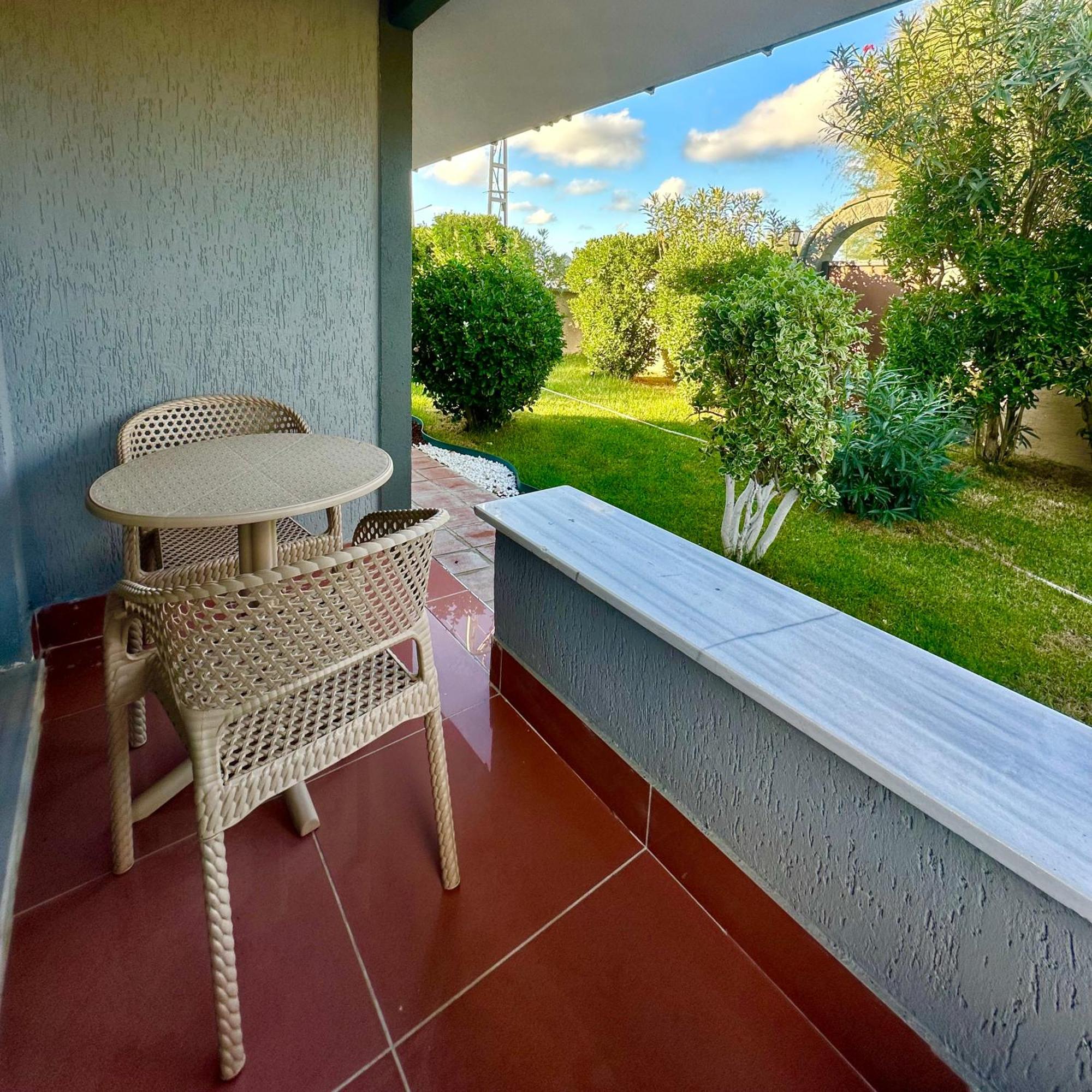 Villa Siesta Hotel Istanbul Airport Karaburun  Buitenkant foto